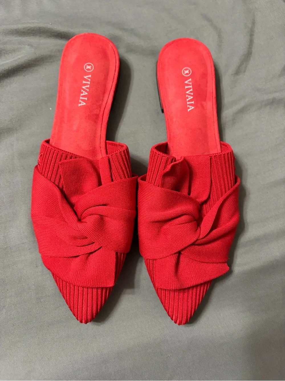 Vivaia Yaffa pointed toe knot sandals ruby red womens 36/5.5-6